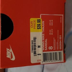 Women's athletic sandals